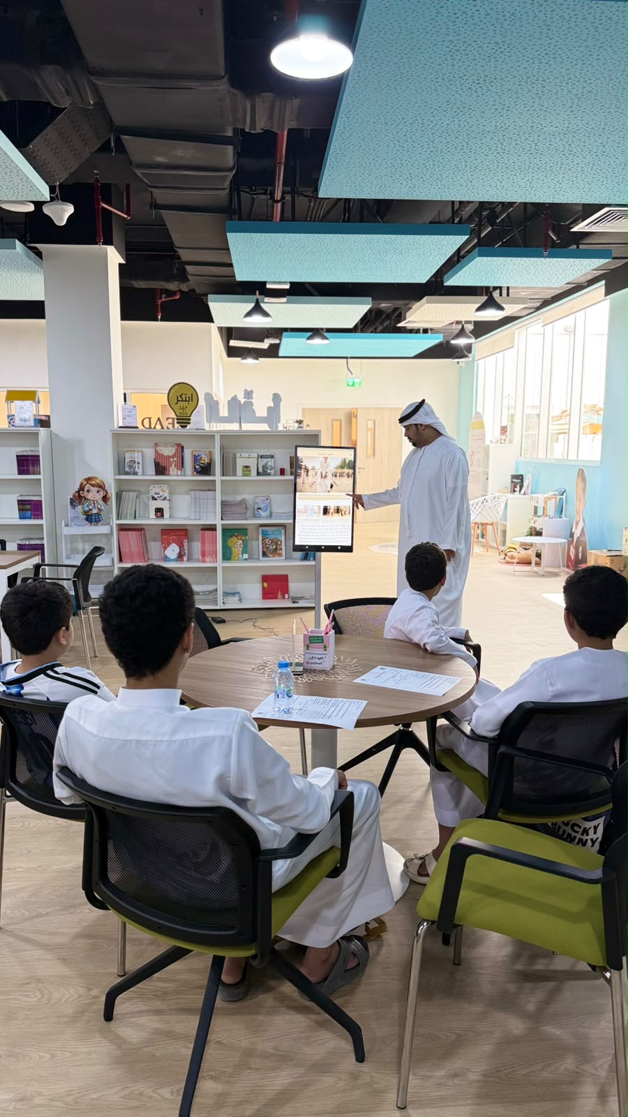 هيئة الفجيرة للثقافة والإعلام تعرّف طلبة دبا الفجيرة بالموروث الإماراتي عبر تطبيق “المورّث