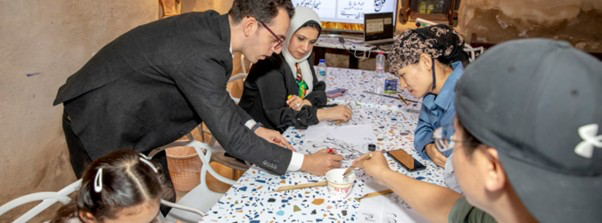 جماليات الخط الفارسي في ورشة ببيت الفن