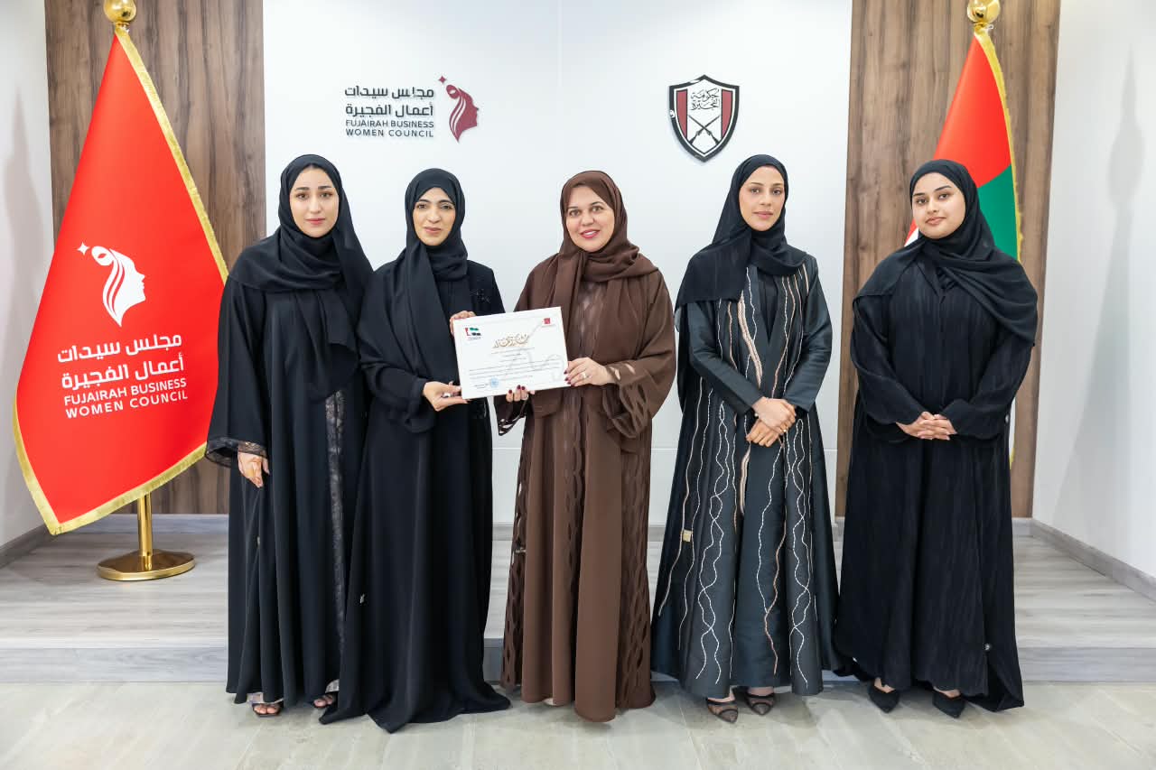 بمناسبة يوم المرأة الإماراتية هيئة الفجيرة للثقافة والإعلام تكرّم عدداً من القيادات النسائية في إمارة الفجيرة.